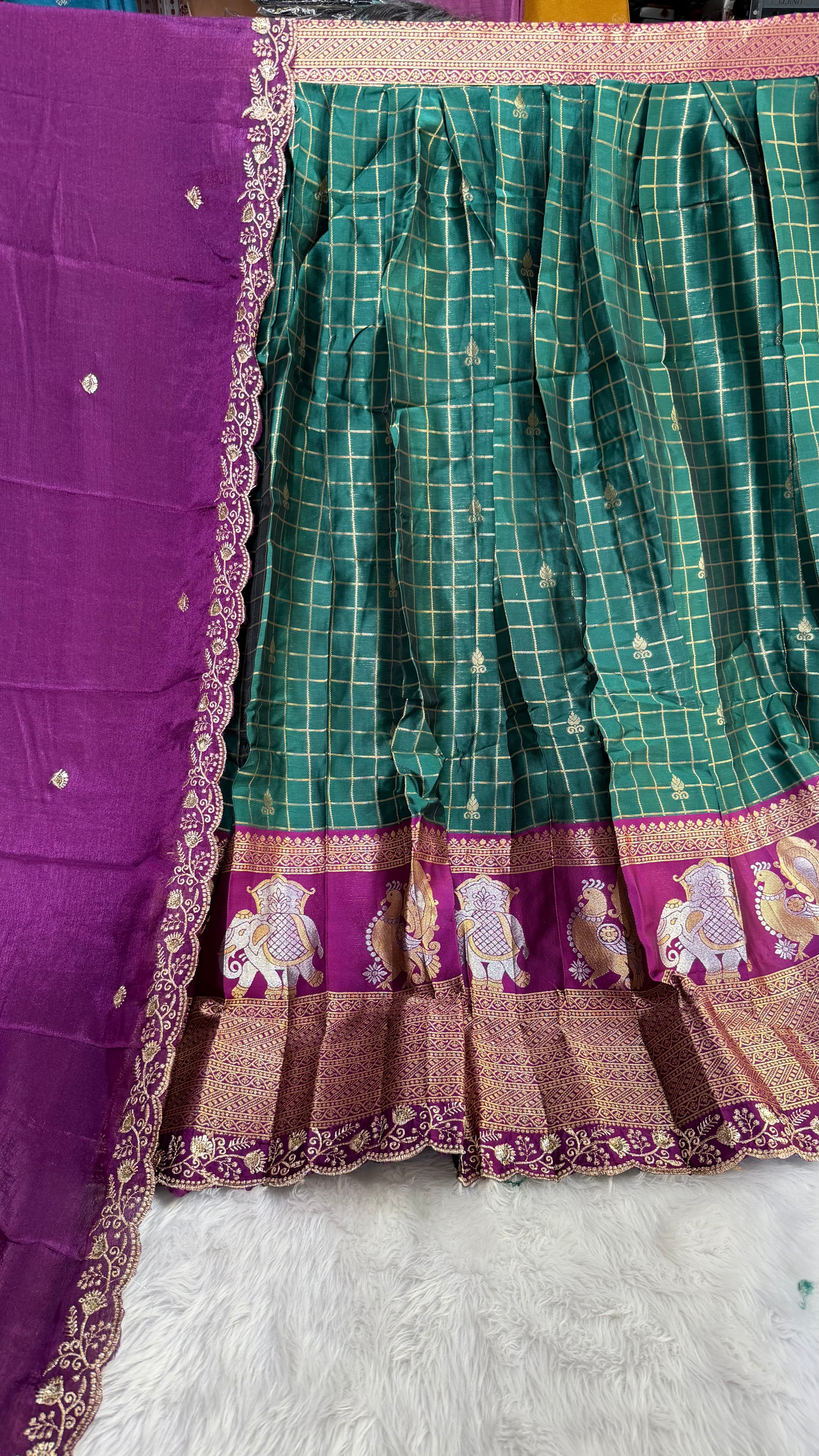MRC153 Meghna 3 / Banaras Soft pattu