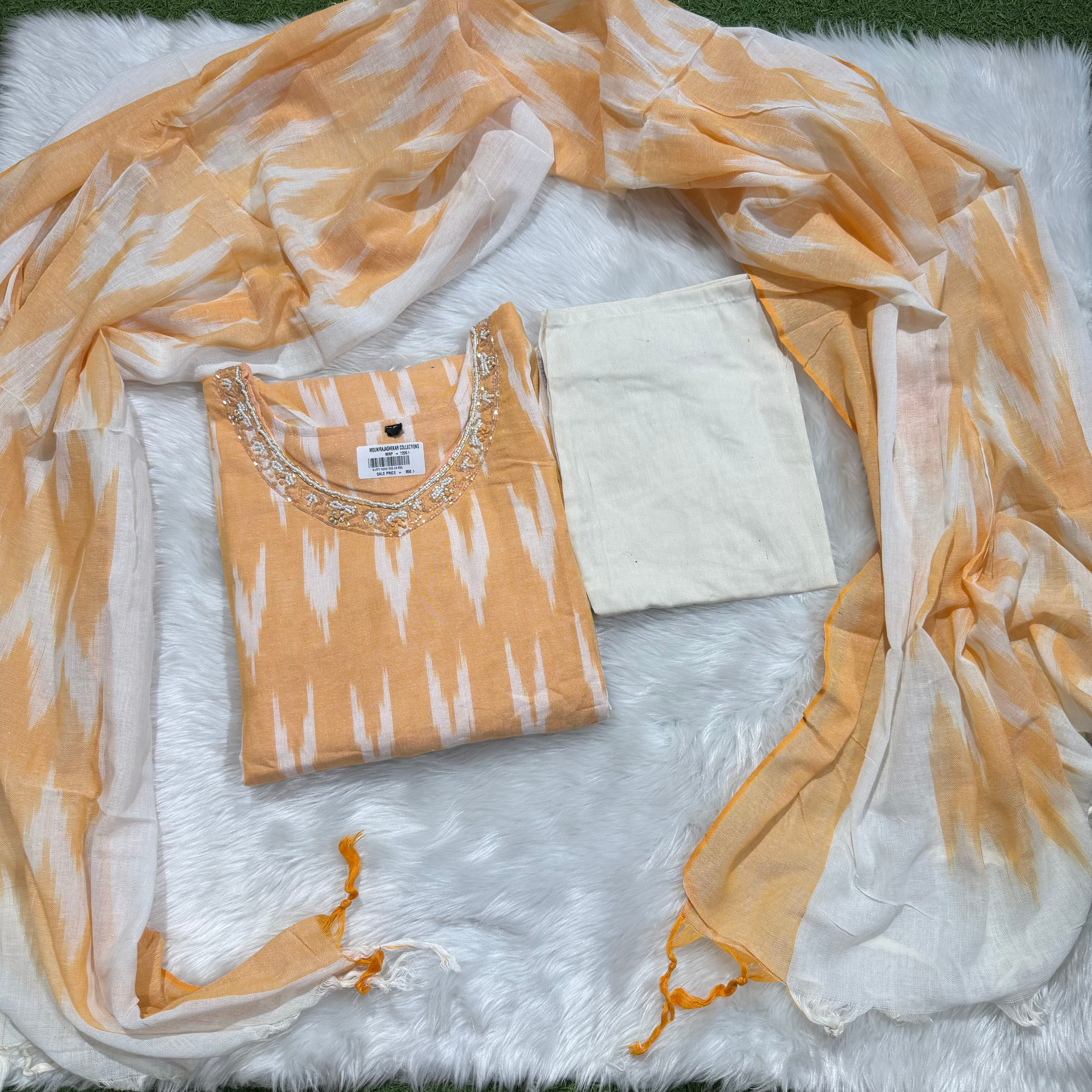 MRC117 Ikkat Kurti 62041300