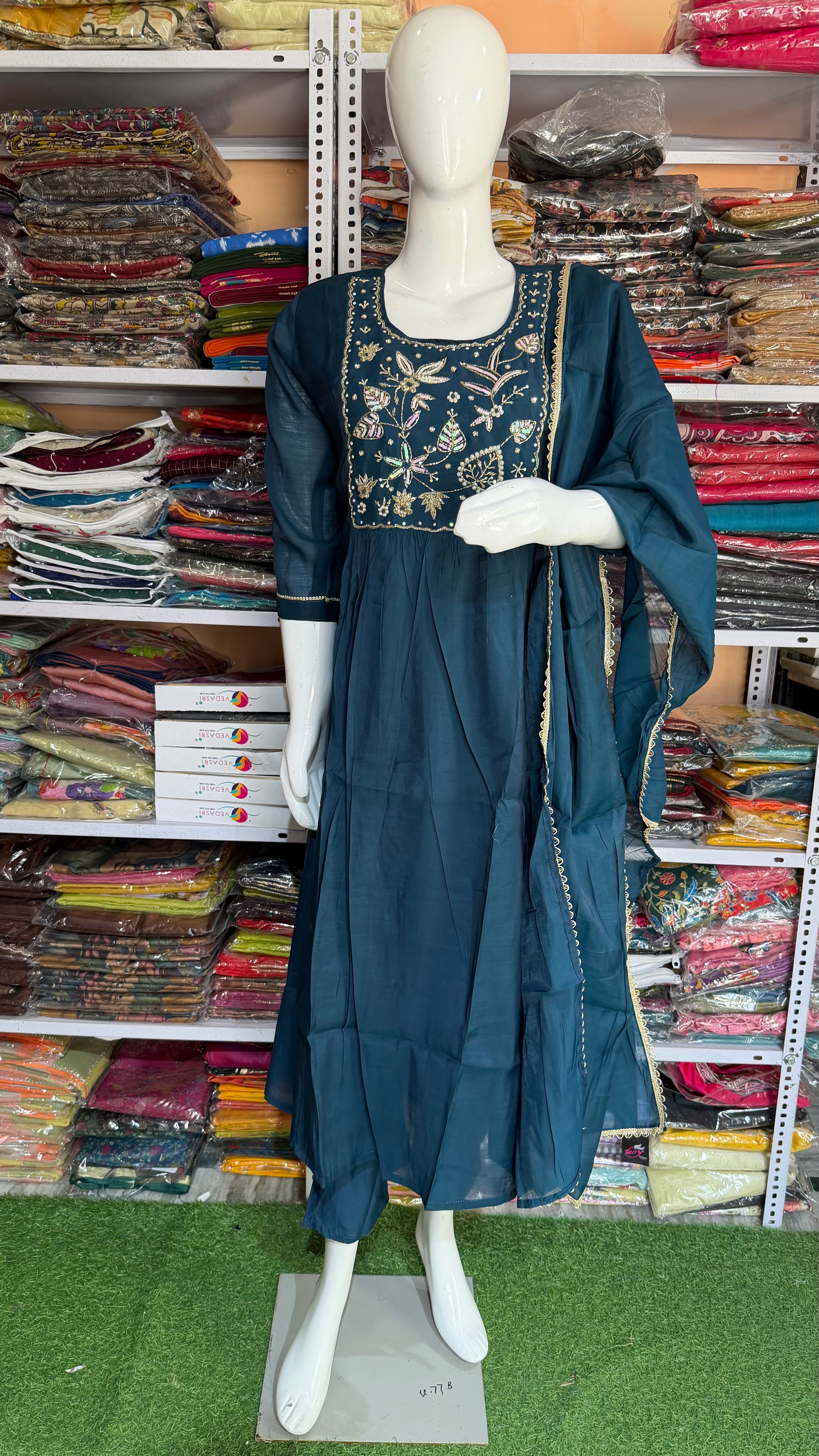 MRC107 3 piece party wear kurti set