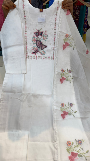 Aadi Sale/kurti 62041300/party wear