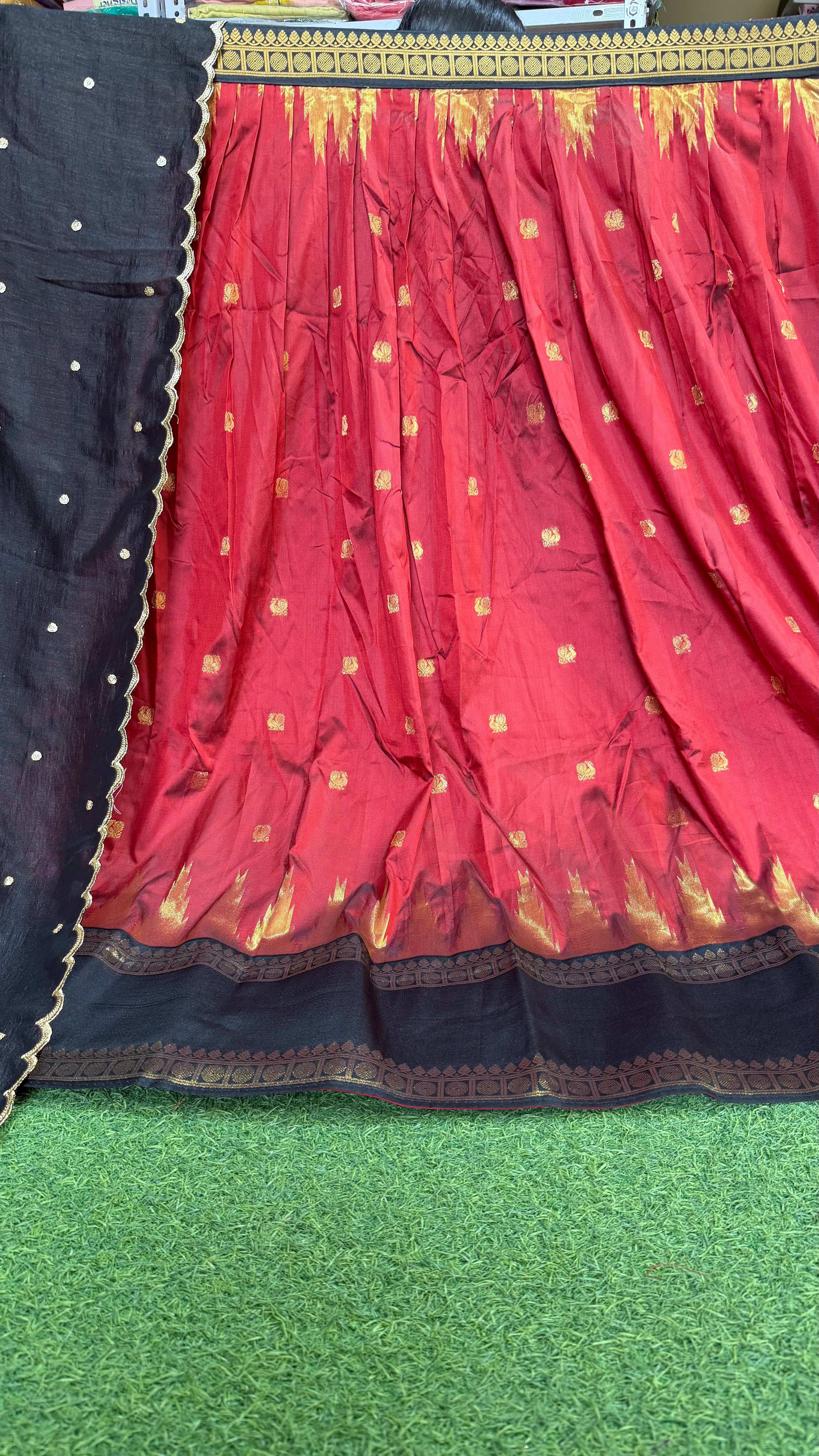 MRC159 Aerox Soft Pattu