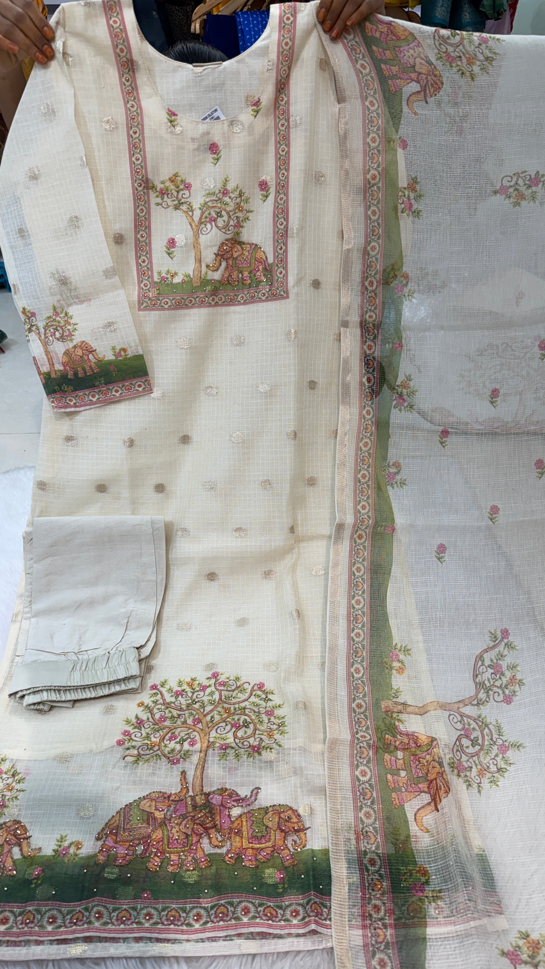 Aadi Sale/2040.24.750-d