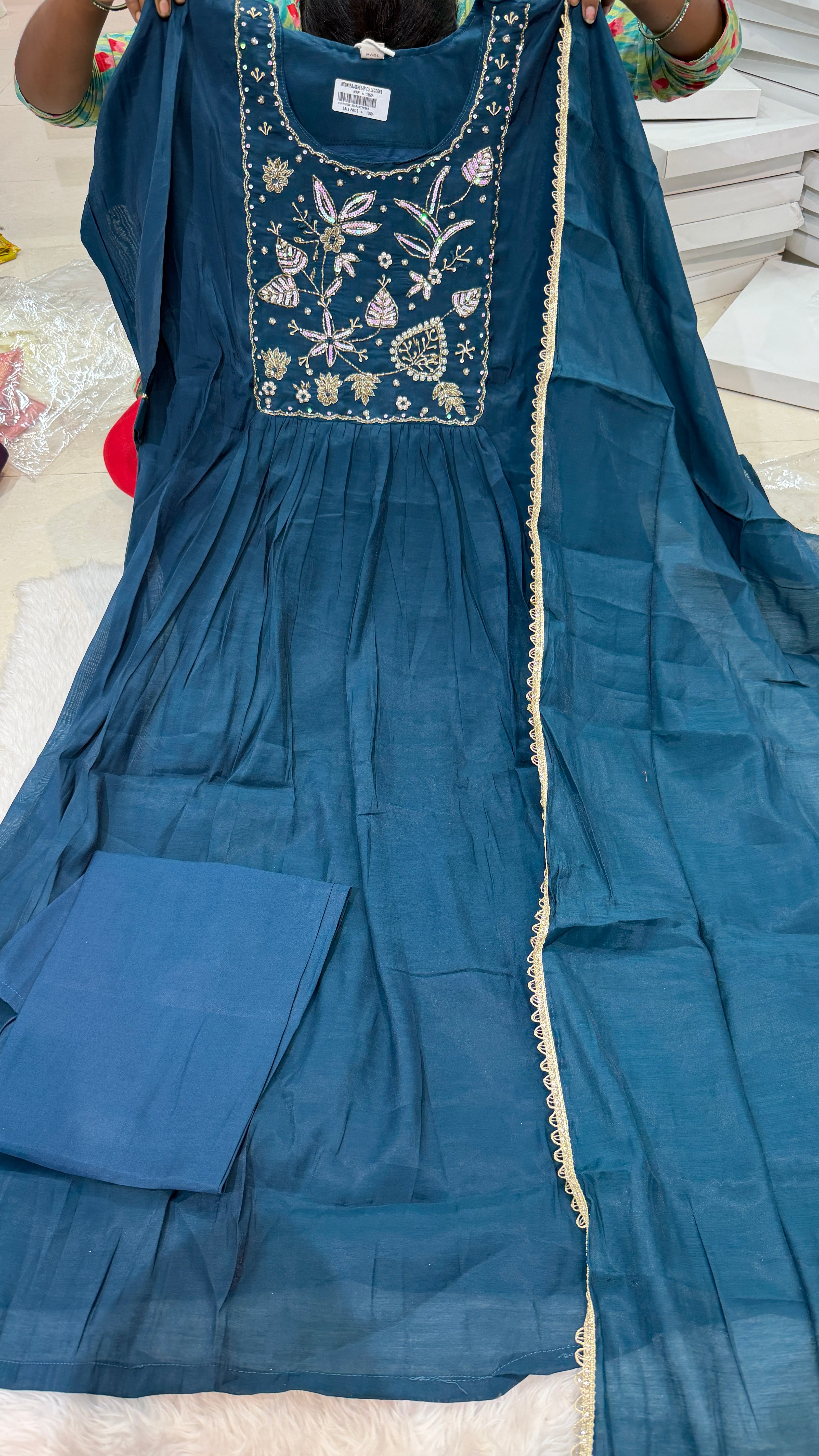 Aadi Sale/kurti 62041300/party wear