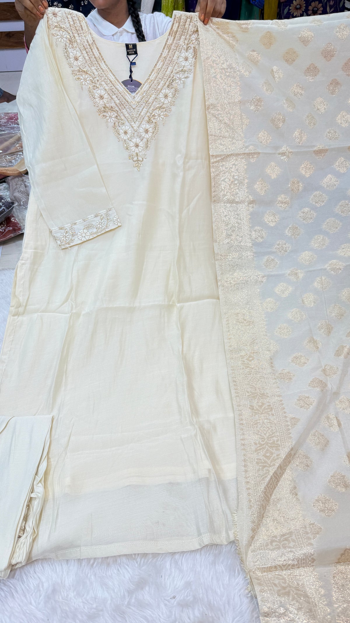 Aadi Sale/ Party wear -2g