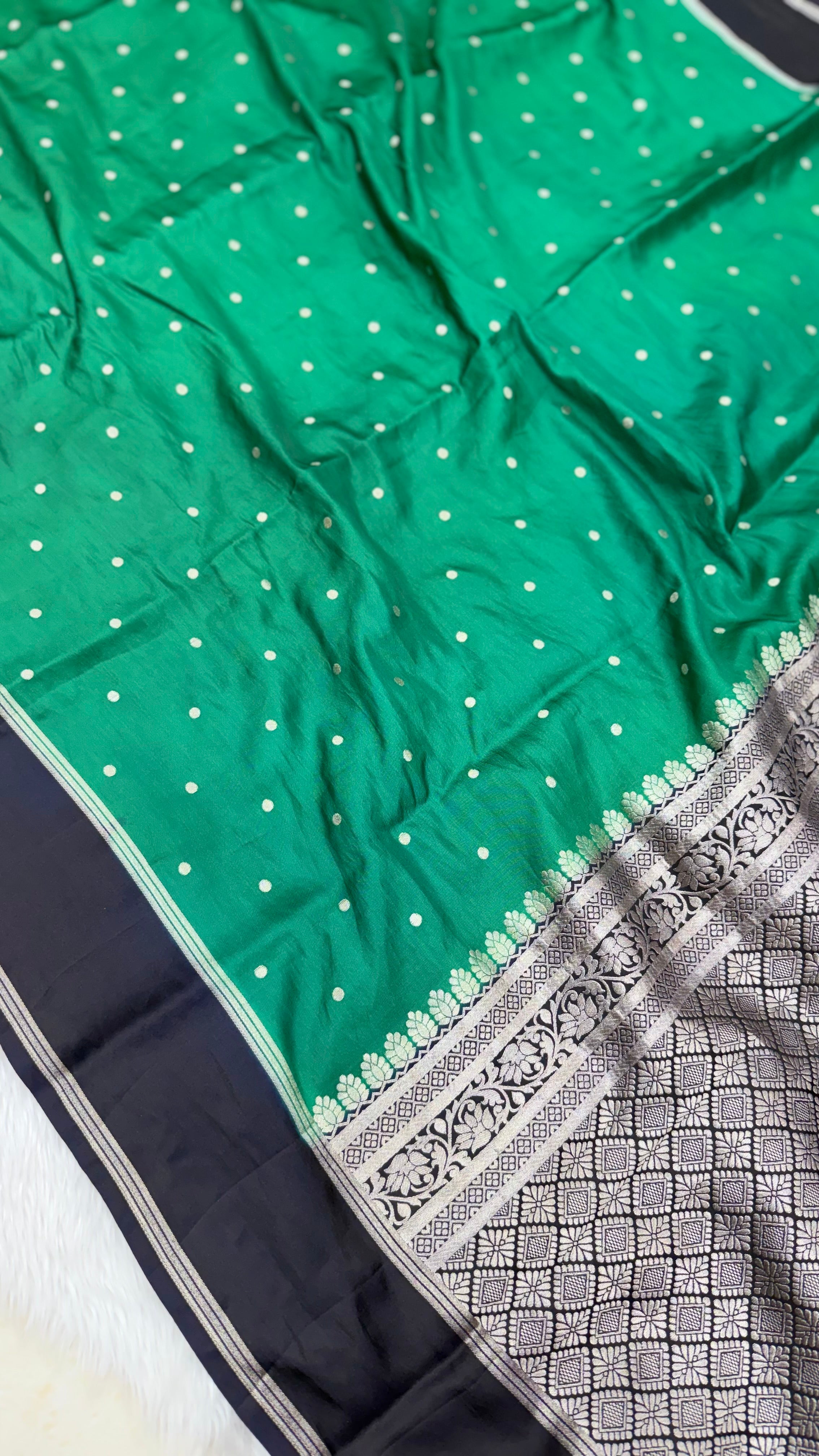 MRC322 Gajji Silk