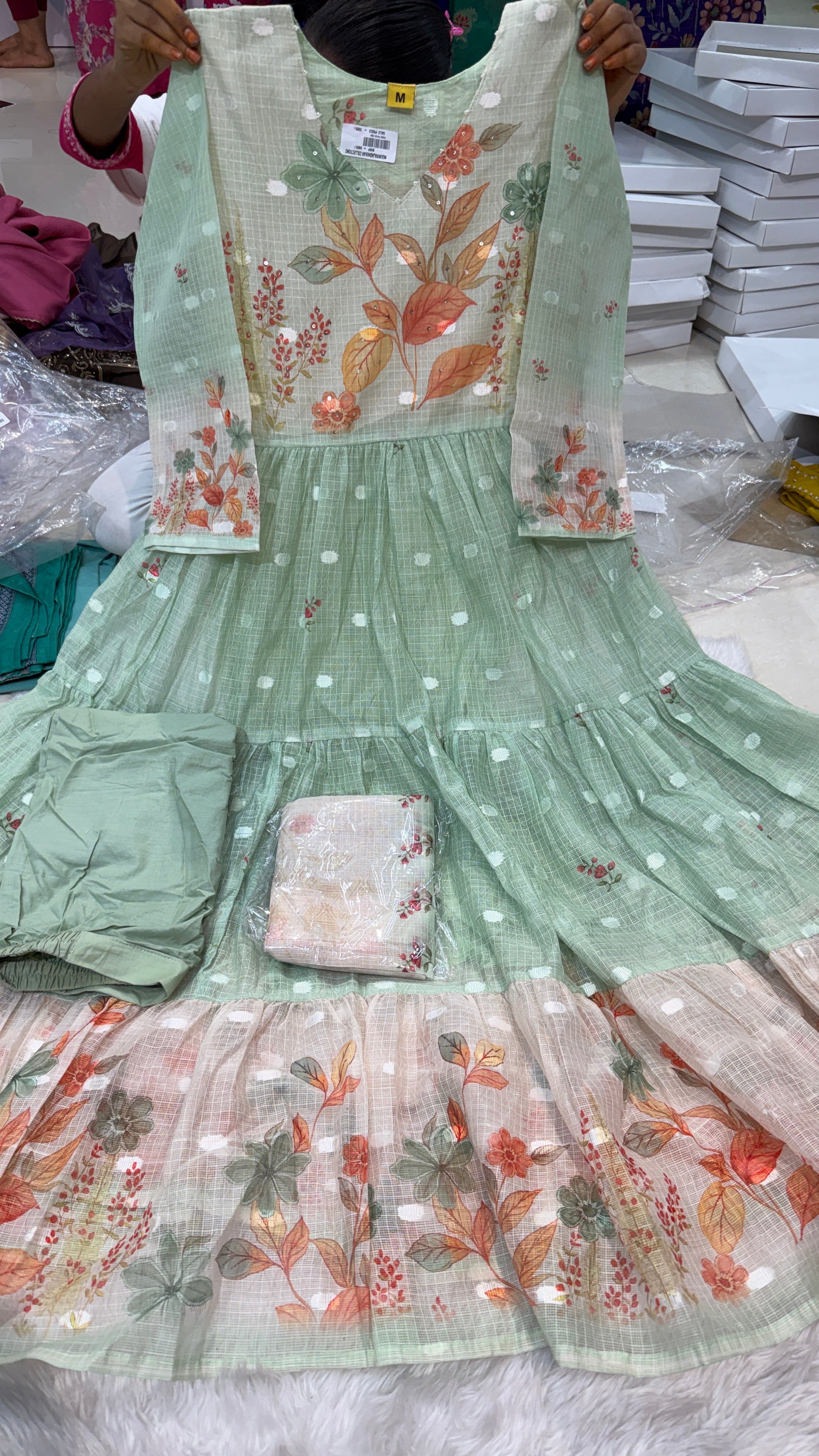 Aadi Sale/kurti 62041300/party wear