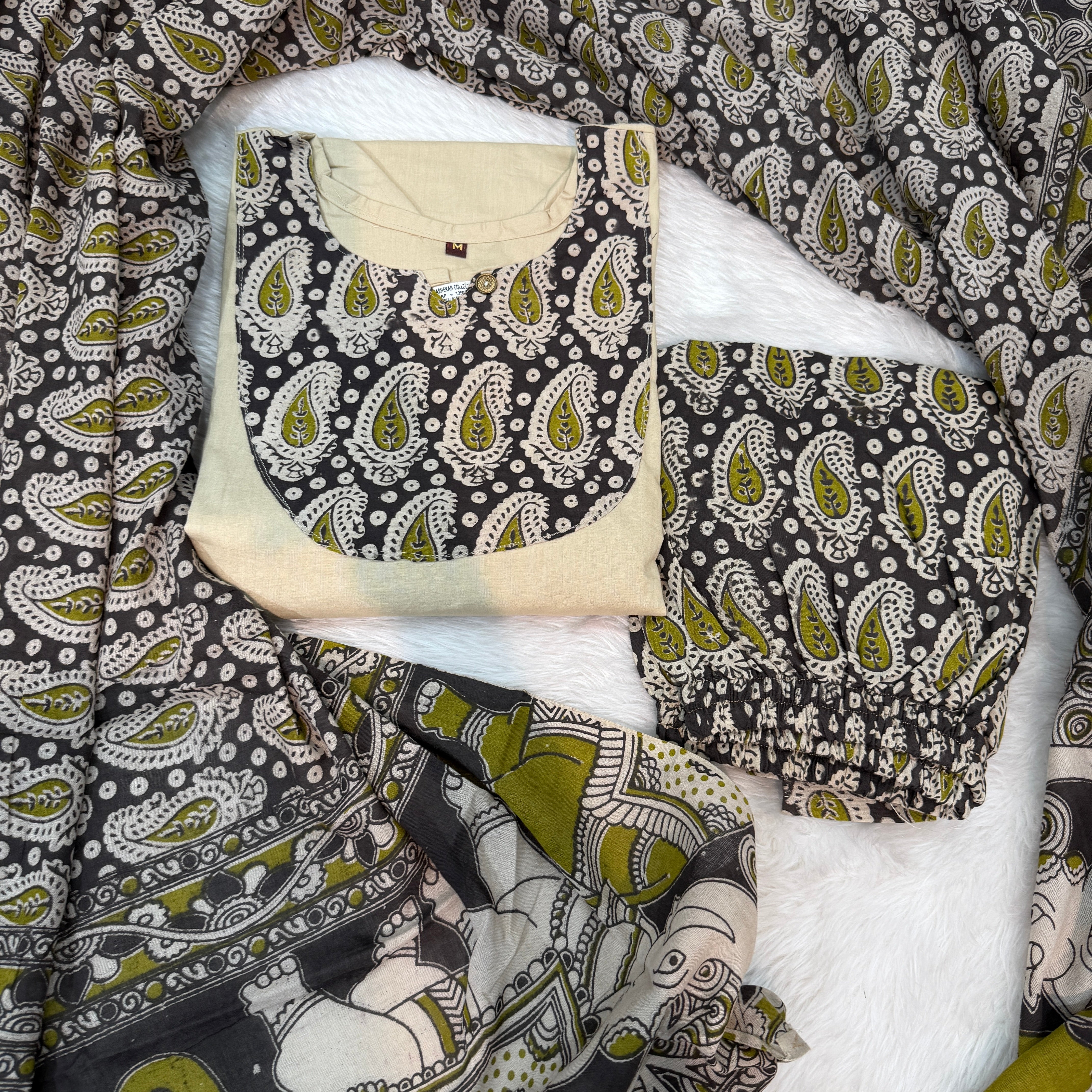 Aadi Sale Kurti 620419. Kalamkari 3pc