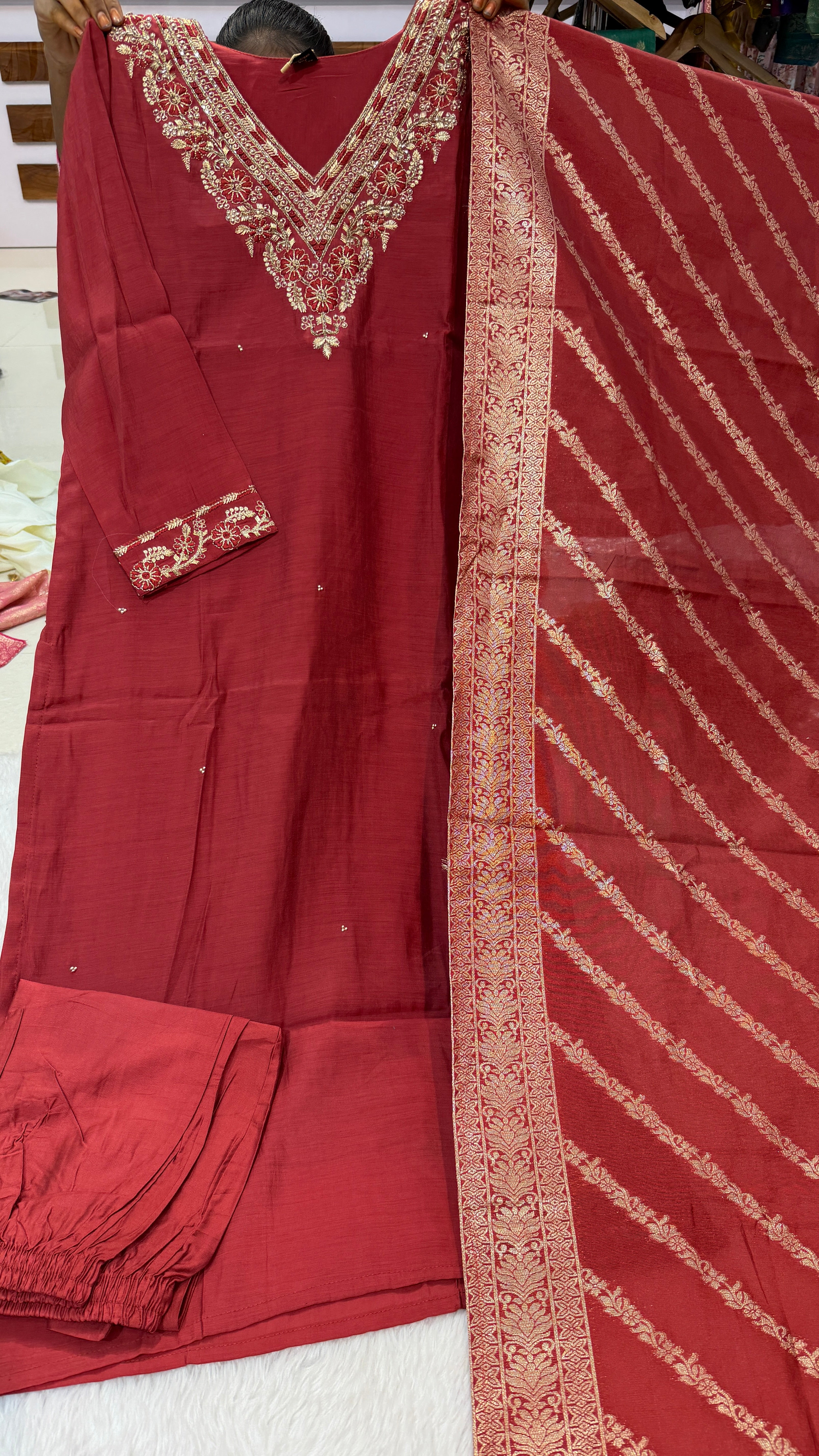 Aadi Sale/kurti 62041300/party wear