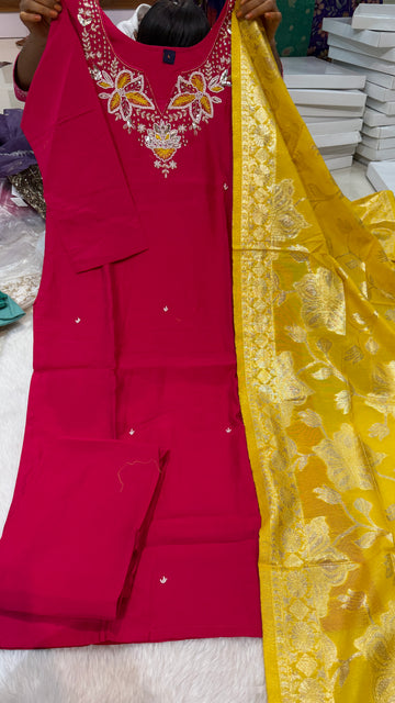 Aadi Sale/kurti 62041300/party wear