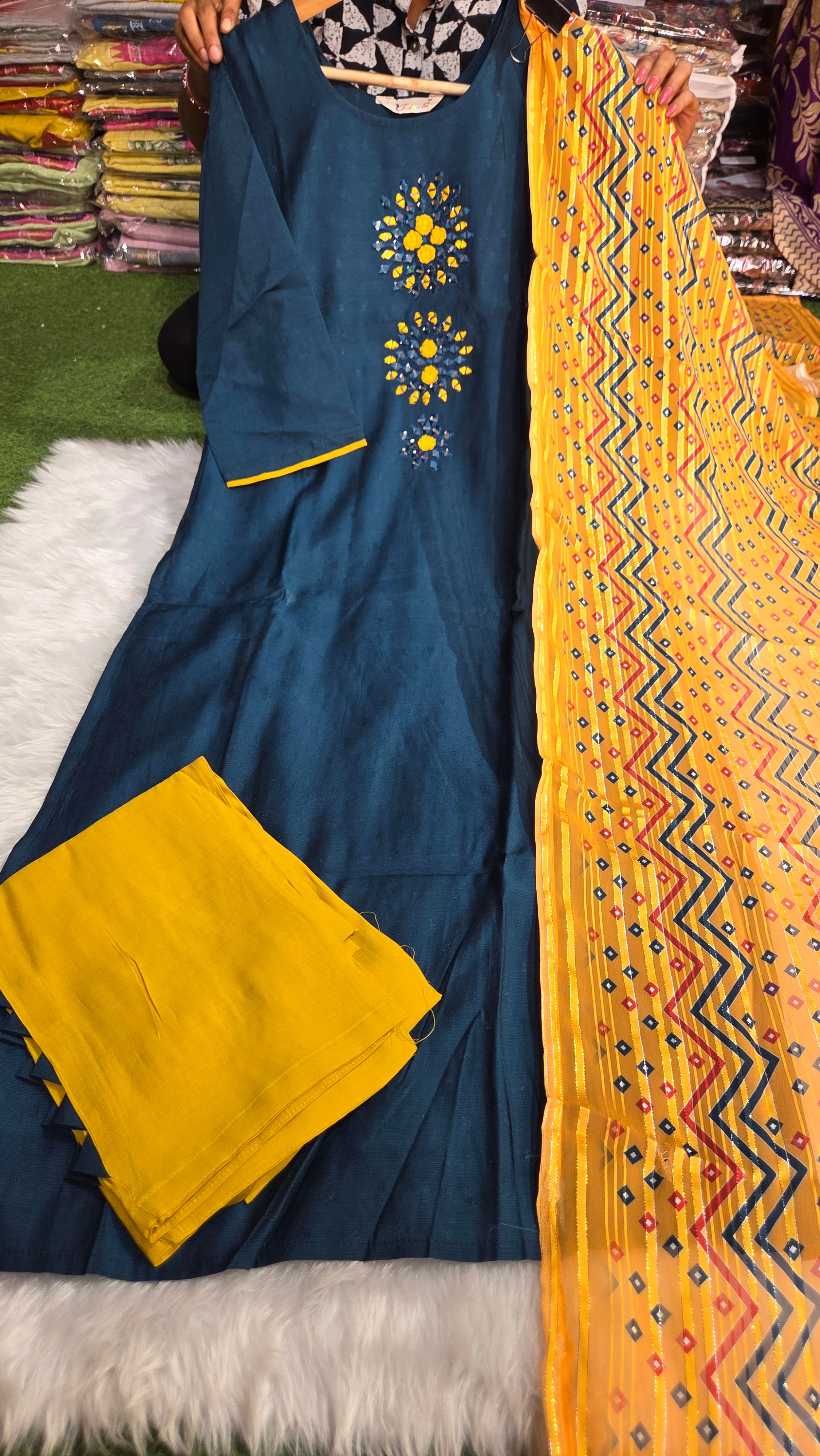 Three piece kurti set