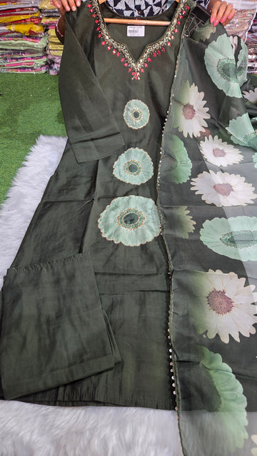 Three piece kurti set