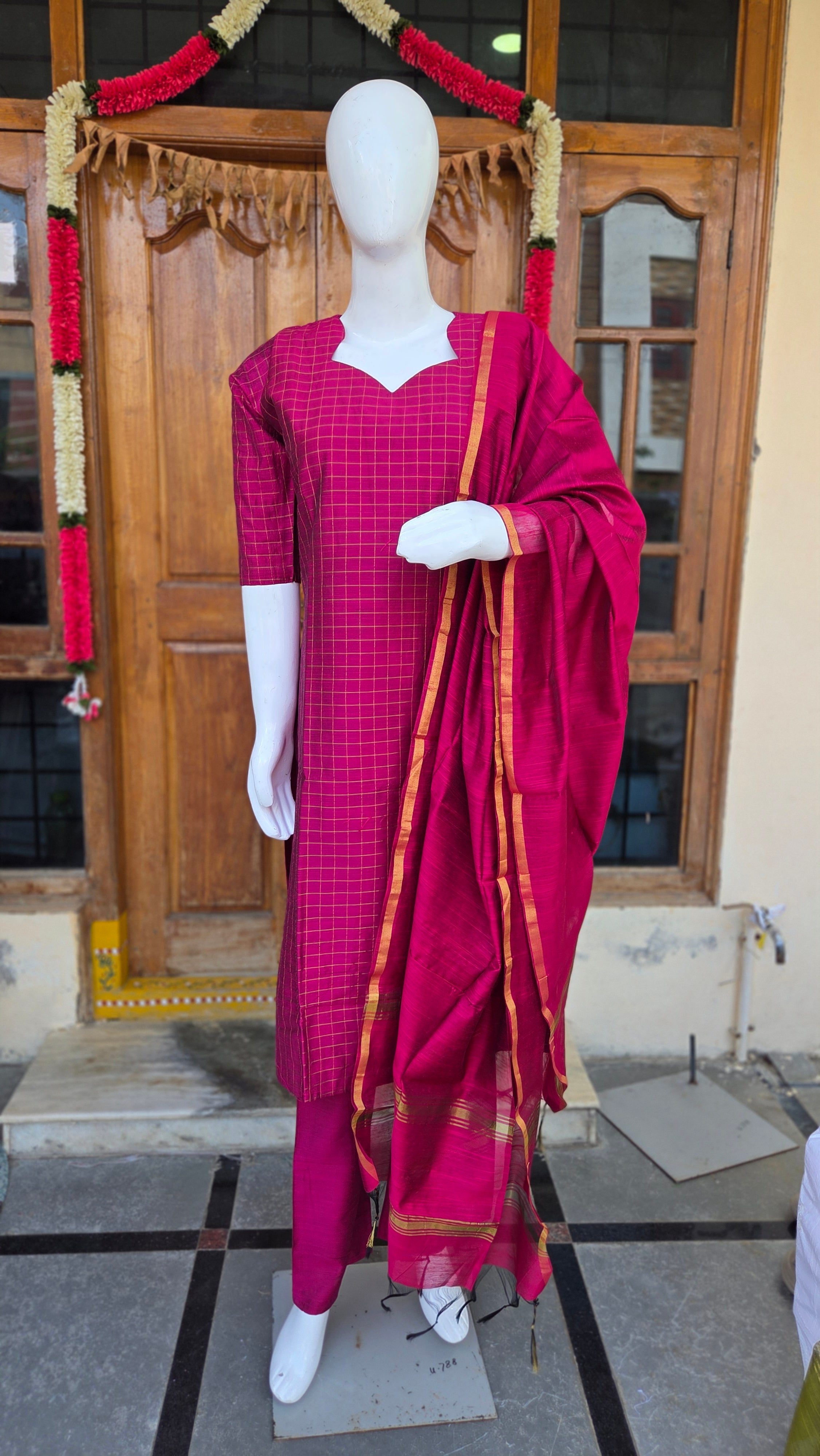 MRC119 Mangalagiri Raw Silk