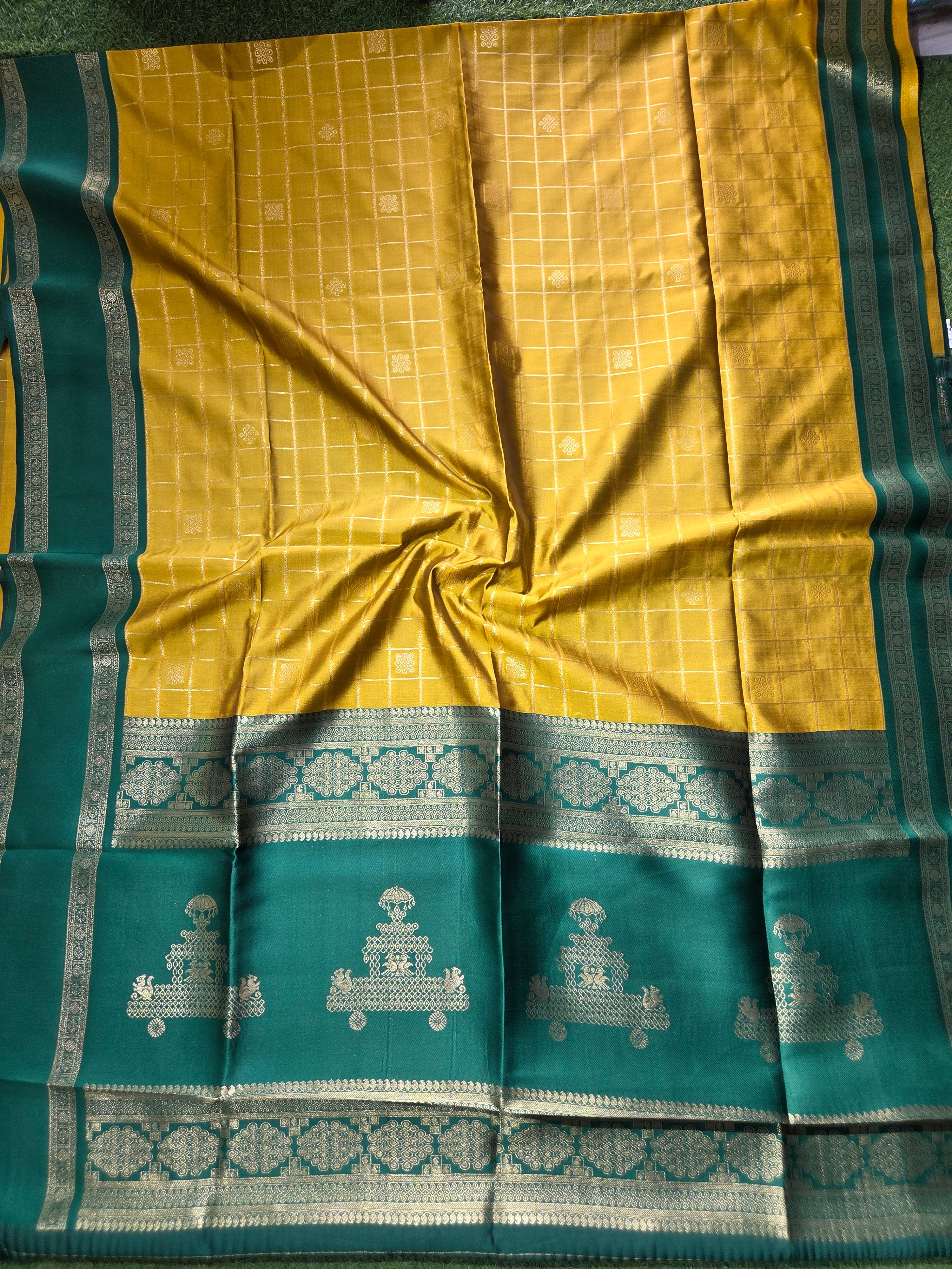 MRC77 Vintage Gadwal Silk